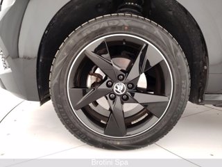 SKODA Kamiq 1.0 TSI 110 CV Monte Carlo 5