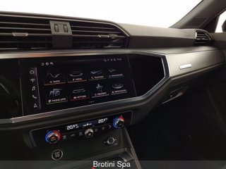 AUDI Q3 35 TDI S tronic Identity Black 11