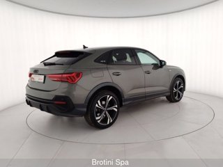 AUDI Q3 35 TDI S tronic Identity Black 2