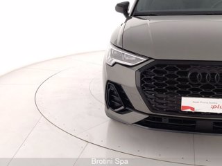 AUDI Q3 35 TDI S tronic Identity Black 4