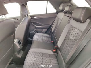 VOLKSWAGEN T-Roc 1.0 TSI R-Line 9