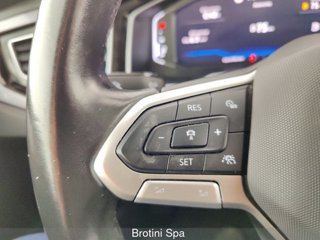 VOLKSWAGEN Polo 1.0 TSI Style 12
