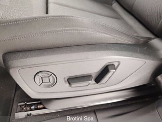 AUDI Q3 35 TDI S tronic Business Advanced 9