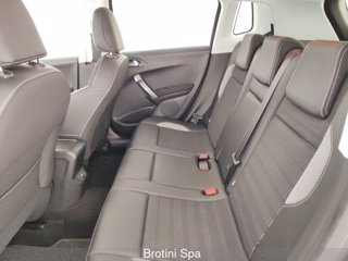 PEUGEOT 2008 BlueHDi 100 Allure 9