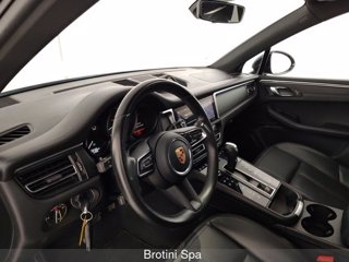PORSCHE Macan 2.0 7