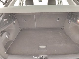 AUDI Q2 35 TFSI Business 15