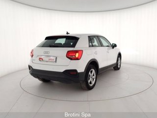 AUDI Q2 35 TFSI Business 2