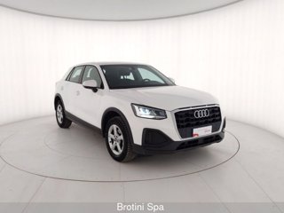AUDI Q2 35 TFSI Business 3