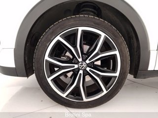VOLKSWAGEN T-Cross 1.0 TSI 115 CV DSG R-Line Plus 5