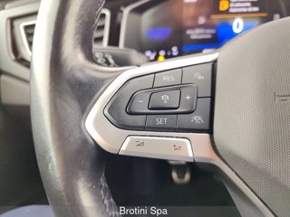 VOLKSWAGEN Polo 1.0 TSI R-Line 12