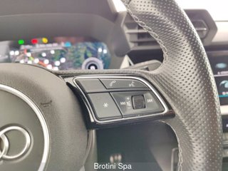 AUDI A3 SPB 35 TDI S tronic Identity Black 12