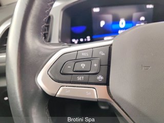 VOLKSWAGEN T-Roc 1.5 TSI ACT DSG Life 13