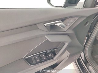 AUDI A3 SPB 30 TDI S tronic Business Advanced 9