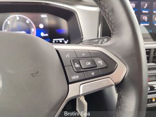 VOLKSWAGEN T-Roc 1.5 TSI ACT DSG Life 12