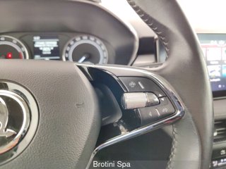 SKODA Fabia 1.0 MPI 80 CV Style 12