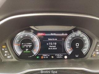 AUDI Q3 45 TFSI quattro S tronic S line edition 14