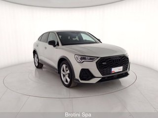 AUDI Q3 45 TFSI quattro S tronic S line edition 3