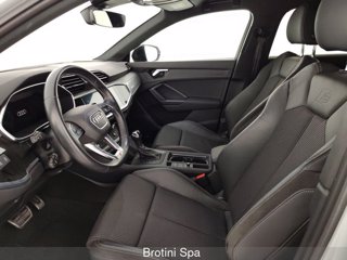 AUDI Q3 45 TFSI quattro S tronic S line edition 6