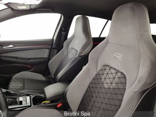 VOLKSWAGEN Golf 2.0 TDI 150 CV SCR R-Line 8