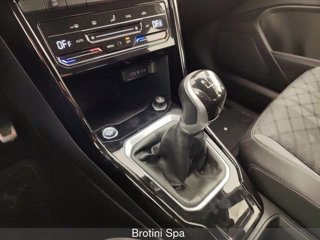 VOLKSWAGEN T-Roc 1.5 TSI ACT R-Line 10