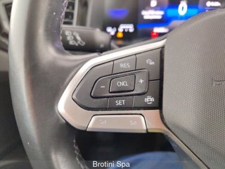 VOLKSWAGEN Polo 1.0 TSI Life 13