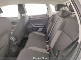 VOLKSWAGEN Polo 1.0 TSI Life 9