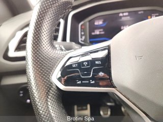 VOLKSWAGEN T-Roc 1.0 TSI R-Line 13