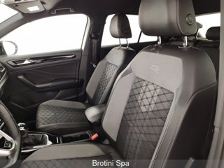 VOLKSWAGEN T-Roc 1.0 TSI R-Line 8