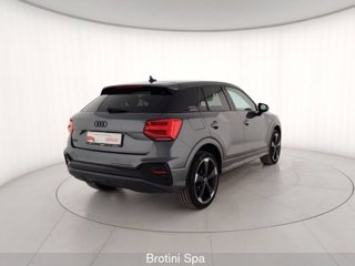 AUDI Q2 30 TDI S tronic Identity Black 2