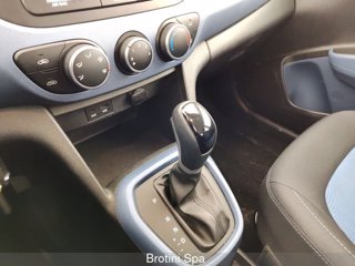 HYUNDAI i10 1.0 MPI Login A/T 10