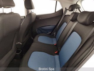 HYUNDAI i10 1.0 MPI Login A/T 9