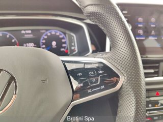 VOLKSWAGEN T-Roc 1.0 TSI R-Line 12