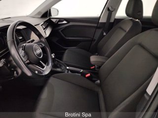 AUDI A1 SPB 30 TFSI S tronic S line edition 6