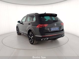 VOLKSWAGEN Tiguan 2.0 TDI 150 CV SCR DSG R-Line 1