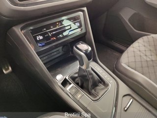 VOLKSWAGEN Tiguan 2.0 TDI 150 CV SCR DSG R-Line 10