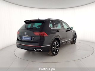 VOLKSWAGEN Tiguan 2.0 TDI 150 CV SCR DSG R-Line 2