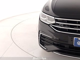 VOLKSWAGEN Tiguan 2.0 TDI 150 CV SCR DSG R-Line 4