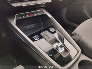 AUDI A3 SPB 30 TDI S line edition 10