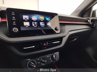 SKODA Fabia 1.0 MPI 80 CV Monte Carlo 11