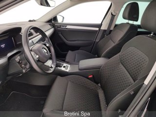 SKODA Superb 2.0 TDI EVO 150 CV SCR DSG Wagon Executive 6