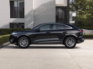 AUDI Q3 SPB TFSI 150 kW S tronic quattro Business 1