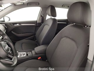 AUDI A3 SPB 30 g-tron S tronic Business 8