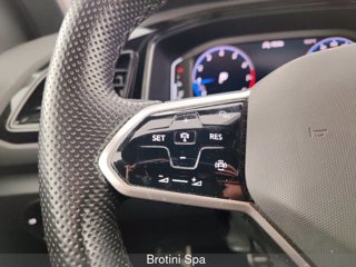 VOLKSWAGEN T-Roc 1.5 TSI ACT DSG R-Line 13