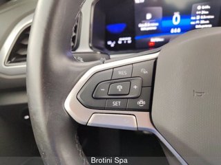 VOLKSWAGEN T-Roc 1.0 TSI Life 13