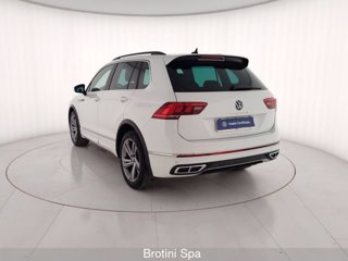 VOLKSWAGEN Tiguan 2.0 TDI 150 CV SCR DSG R-Line 1