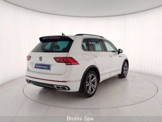 VOLKSWAGEN Tiguan 2.0 TDI 150 CV SCR DSG R-Line 2