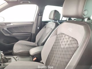 VOLKSWAGEN Tiguan 2.0 TDI 150 CV SCR DSG R-Line 8