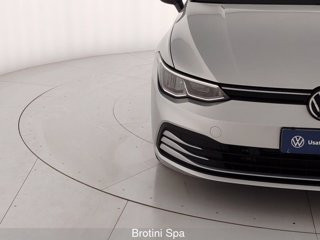 VOLKSWAGEN Golf 1.0 eTSI EVO DSG Life 4