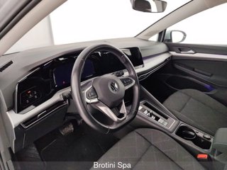 VOLKSWAGEN Golf 1.0 eTSI EVO DSG Life 7