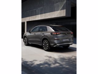 VOLKSWAGEN T-Roc 1.5 eTSI ACT DSG Life 2